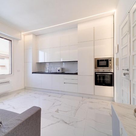 Suite Aurora Luxury In The Center Of Σαν Ρέμο Εξωτερικό φωτογραφία