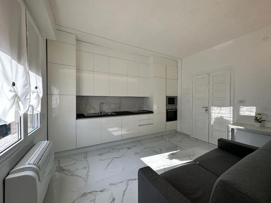 Suite Aurora Luxury In The Center Of Σαν Ρέμο Εξωτερικό φωτογραφία