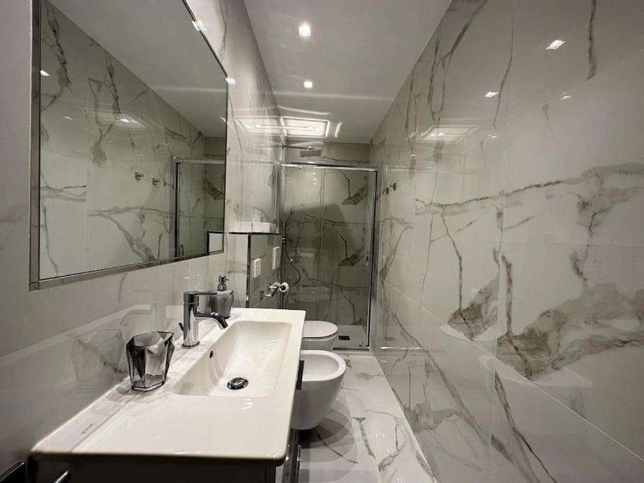 Suite Aurora Luxury In The Center Of Σαν Ρέμο Εξωτερικό φωτογραφία