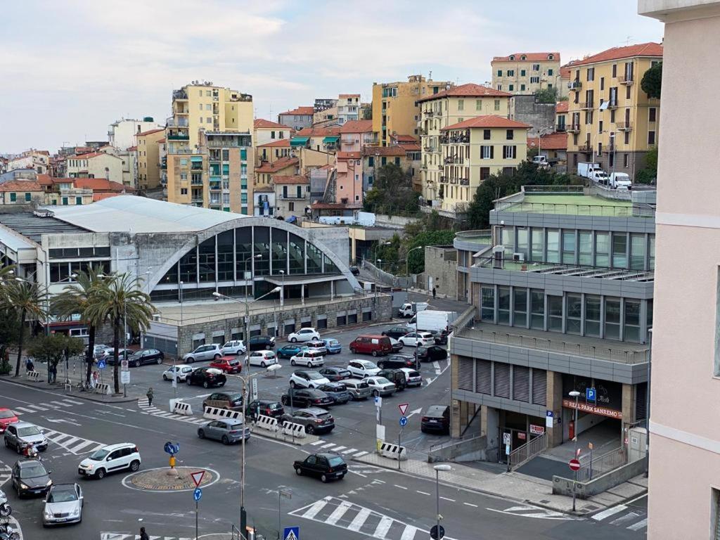 Suite Aurora Luxury In The Center Of Σαν Ρέμο Εξωτερικό φωτογραφία